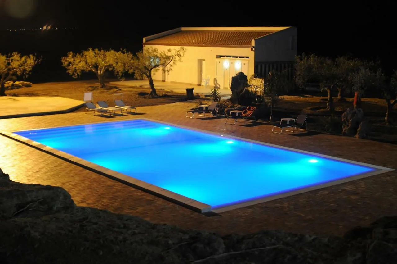 Alloggio per agriturismo Agriturismo Dimina Villa Marinella di Selinunte