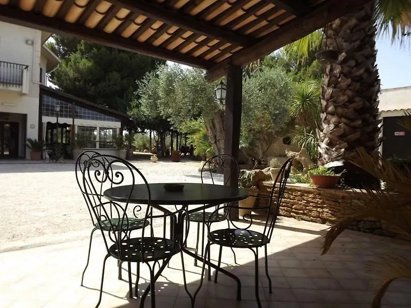 Agriturismo Dimina Villa Marinella di Selinunte Alloggio per agriturismo